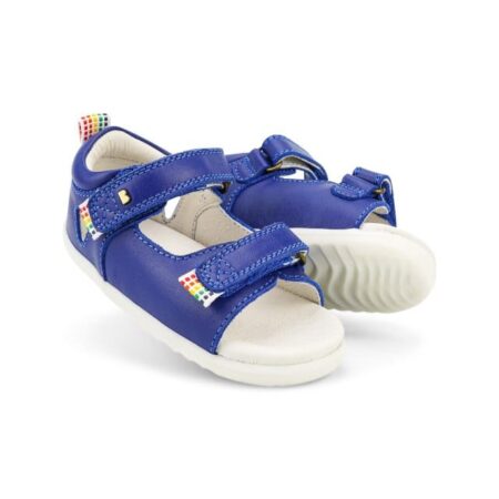 נעלי צעד ראשון פתוחות של בובוקס עם רצועות סקוטש בצבע כחול בלוברי - צילום פרונטלי